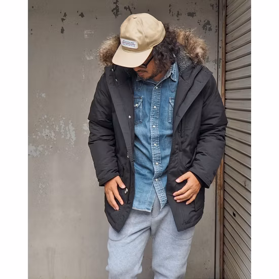 Jaqueta acolchoada ativa de secagem rápida masculina